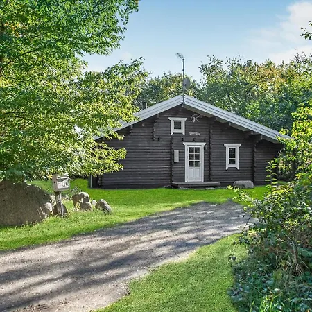 Feriehus Holmegardsvej Ronne V *